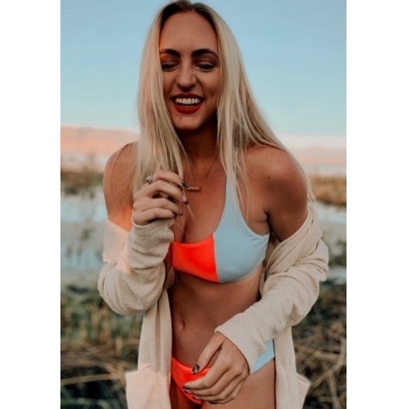 (SET) Maaji Mirrored Ring Sundeck Reversible Bikini. - Picture 5 of 10